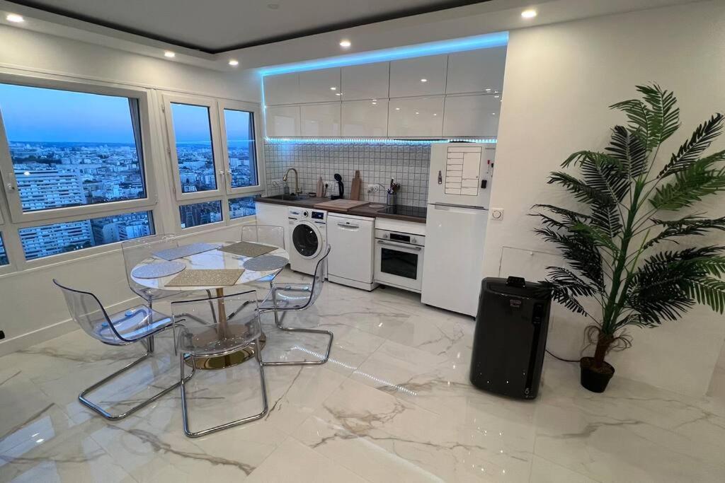 Nice Apartment With Amazing View Of Paris + Parking Extérieur photo